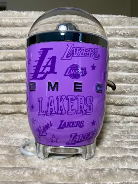 Cjf11lkus Smeg Citrus Juicer - Purple Lakers Limited Edition