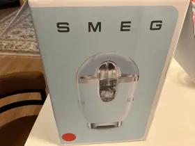 Cjf11rdus Smeg Citrus Juicer Red New In Box
