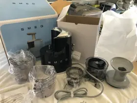 Sjf01 Smeg Slow Juicer Black 150w Plastic Stainless Steel Dishwasher-safe Parts
