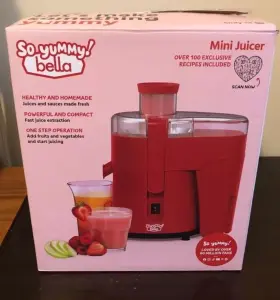 So Yummy Bella 829486178221 By Mini Juicer Red Excellent Condition