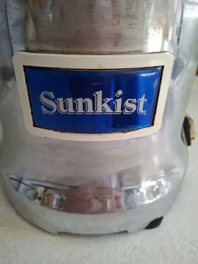 Sunkist 605049359531 J-1 Commercial Citrus Juicer #2