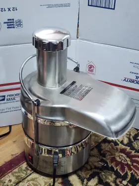 E-1181 Tristar Products Inc. E1181 Nice Jack Lalannes Power Pro Juicer Stainless Steel 2008 M4