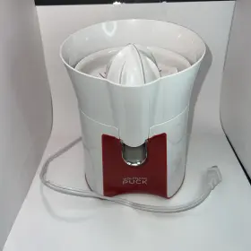 Swocj0040 Wolfgang Puck Swpcjoo4o Synergy Housewares White And Red Citrus Juicer Model