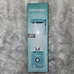 Blendjet 2, The Original Self Cleaning Portable Blender, 20 Oz, Mint Refurbished. Fixed Price $35.00.