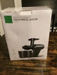 New Box Gdor Cold Press Juicer Vegetable And Fruit Machine SJ-024. Fixed Price $39.99.