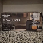 Ormeo Home Slow Juicer ZM1558 150W Black Electric Easy Clean Reverse. Fixed Price $60.00.