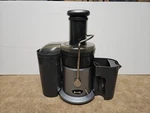 Breville Professional Juice Fountain JE900 600-WATT Powerful Stainless Steel. Fixed Price $39.99.