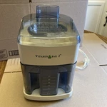 Electric Juicer Machine Salton Model JC-4 Vitamin Bar 2 Junior Tested Powers. Fixed Price $13.00.