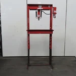 Carolina Fabrication 31" X 11-1/2" Bed Hydraulic Manual Modified Press. Fixed Price $399.99.