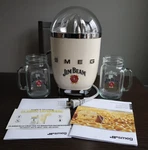 Smeg Citrus Juicer Jim Beam CJF11CRUS Special Edition Retro White Beige New Mug. Fixed Price $200.00.