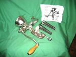 Vintage Miracle Wheatgrass Juicer MJ400 Cast Iron Tin Plated Manual Crank. Fixed Price $34.50.