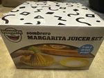 Bigmouth Sombrero Margarita Juicer Set 3-IN-1 Ceramic Shot Glass Salt Tray Nib. Fixed Price $17.99.