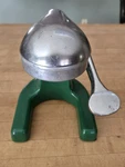 Vintage Green Manual Citrus Press Juicer Made Mexico Cast Metal Lemon Orange. Fixed Price $89.99.