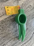 Art + Cook Lemon Lime Citrus Juicer Squeezer Heavy Duty Dishwasher Safe Fff. Fixed Price $7.80.