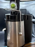 The Sharper Image Juicer 8021SI Stainless-steel 700-WATT Super. Fixed Price $34.99.