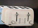 Brand New Kitchmix Four Slice Toaster, In Black, Retro Look, 1.5''WIDE Slots. Fixed Price $24.98.
