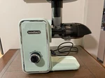 Iwodtech Masticating Juicer Green Model: ZM1516A New Open Box. Fixed Price $49.99.