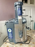 Oster FPSTJE318 Centrifugal Juicer 1000W Gray Self-cleaning 2-SPEED No Jug. Fixed Price $42.00.