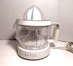 Electric Citrus Juicer House&home White NO.JA-117- Works. Fixed Price $14.95.