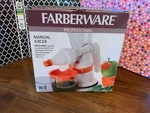 Farberware Professional Citrus Juicer Hand Manual Fruit Grinder Presser. Fixed Price $12.99.