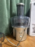 Breville Fountain Compact Juicer BJE200XL 700W Stainless Steel. Fixed Price $45.00.