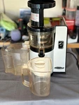 Omega VSJ843Q Vertical Low Speed Masticating Juicer - Used Working!. Fixed Price $120.00.