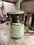 Hurom Juicer. Fixed Price $90.00.