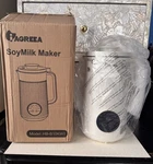 Iagreea 35OZ Automatic Soy Milk Maker In White. Fixed Price $69.00.