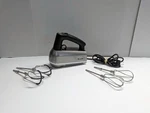Breville Handy Scraper Mixer BHM800 Silver 9-SPEED Digital Tested. Fixed Price $114.95.