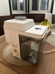 Vintage Royal Prestige Type 277.9 Juicer Extractor Works Great. Fixed Price $60.00.