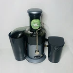 Breville Je 900 Juicer Centrifugal Silver/black. Fixed Price $39.96.