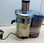 Breville BJE510XL/A Fountain Plus Fruit Vegetable Extractor Juicer 900 W. Fixed Price $119.99.