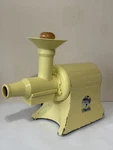 Champion Juicer The World Finest General Electric Yellow Usa. Fixed Price $165.00.