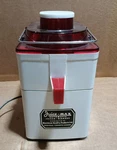 Vintage Fuji Fresh Juice-max Automatic Juicer-blender Model JC3000 Works!. Fixed Price $39.99.