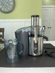 Breville Juicer Model BJE510XL 900W. Fixed Price $30.00.