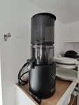 Omega Vertical Slow Masticating Cold Press Juicer Matte Black Good Condition. Fixed Price $124.99.