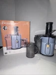 Beautiful 5-SPEED Juice Extractor Cornflower Blue 1000W Touch Display. Fixed Price $27.00.
