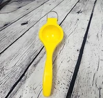 Imusa Aluminum Lemon/ Lime Squeezer Hand Press Juicer - Yellow Color. Fixed Price $12.34.