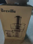 Breville Fountain Juicer. Fixed Price $130.00.