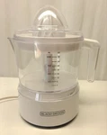 Black & Decker Citrus Juicer CJ650 Press Automatic 32OZ White Works Great. Fixed Price $16.43.