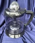 The Sharper Image 5-CUP Citrus Juicer Reamer BH3376 (8144SI) With Auto Reversing. Fixed Price $15.00.