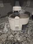 Kenwood Extractor JE500 Centrifugal Juicer White New Open Box *tested*. Fixed Price $50.00.