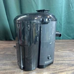 Black & Decker Quiet Fruit Vegetable Juicer JE2500 *new, No Box*. Fixed Price $19.89.