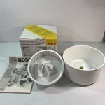 Bosch 8303 MUZ4ZP1 - Citrus Fruit Squeezer Lemon Press White. Fixed Price $60.00.