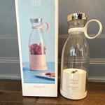 Fresh Juice Personal Blender 214B, 350ML, Wireless Charging, Portable, White. Fixed Price $25.00.