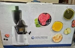 Royal Prestige Extractor Slow Juicer 130W White/black Reverse, Auger. Fixed Price $350.00.