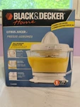 Black & Decker Home Citrus Orange Juicer Kitchen Appliance White CJ600W. Fixed Price $19.95.