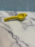 Amco Houseworks Chefs 2 1 Citrus Squeezer Heavy Duty Aluminum Press Juicer. Fixed Price $6.55.