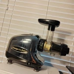 Omega 8005 Masticating Juicer Extractor Black Tested Working Made Korea. Fixed Price $60.00.