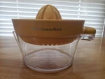 Kitchenaid 18-OUNCE Dishwasher Safe Citrus Juicer In Buttercup Euc. Fixed Price $9.99.